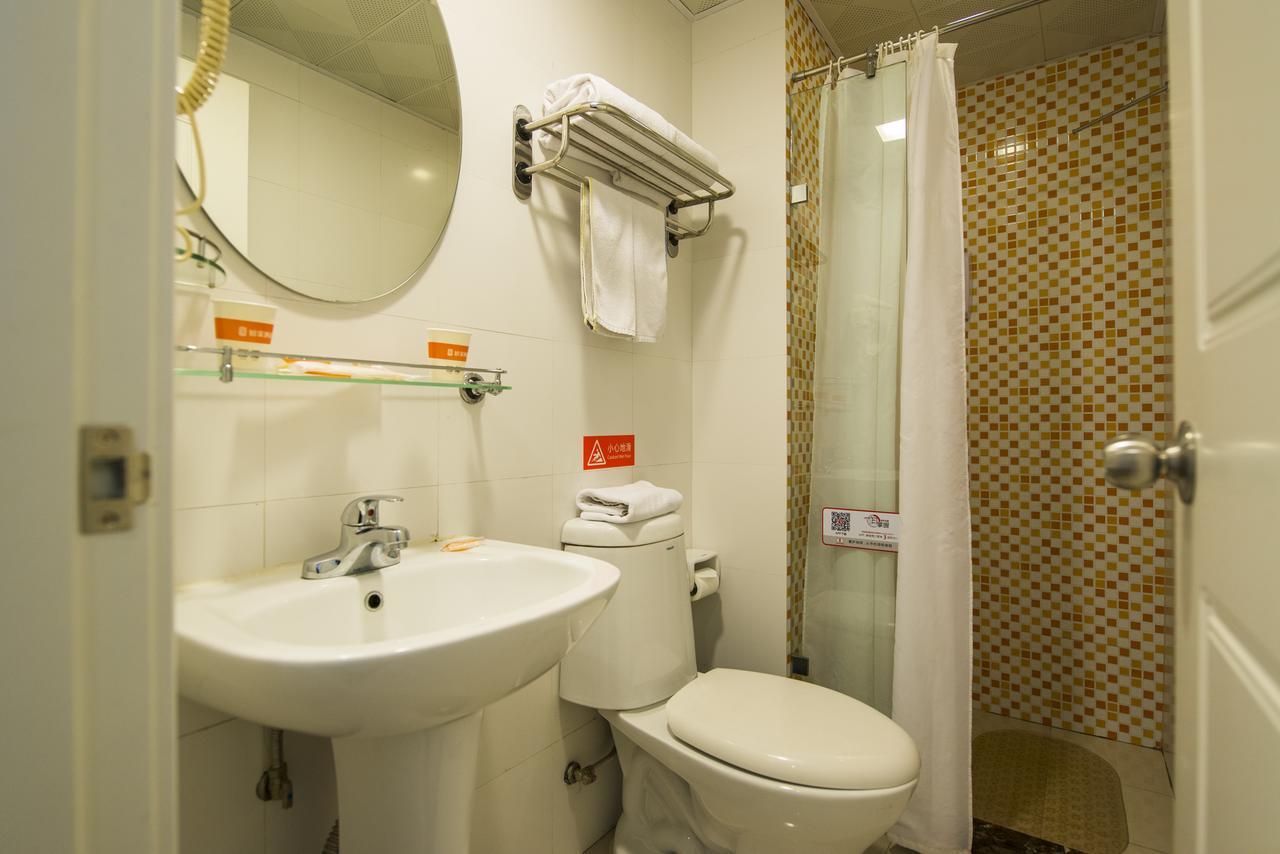 Home Inn Kunming Dongfeng Square Metro Station Eksteriør billede
